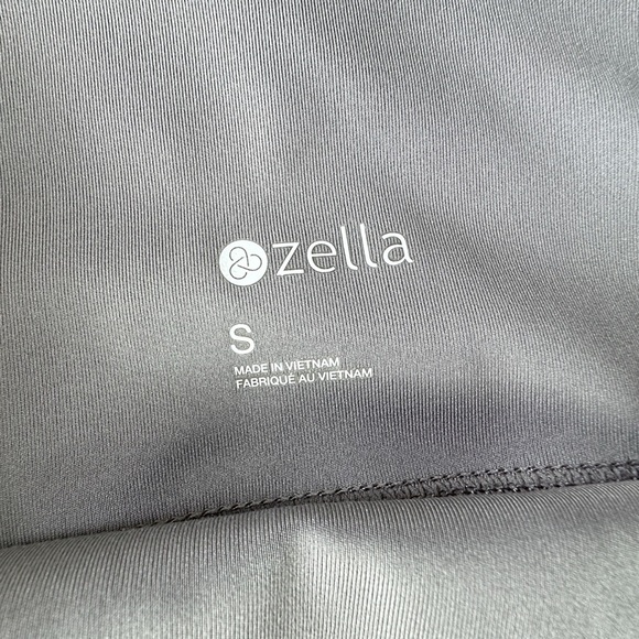 ZELLA STUDIO NWOT LITE CROP LEGGINGS CAPRI GRAY | SIZE: SMALL - Picture 9 of 9